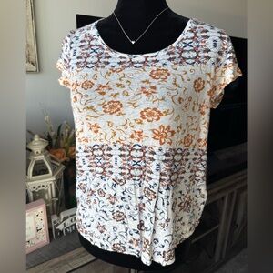 Lucky Brand White Short Sleeve Floral Tee with Rust & Navy Accents